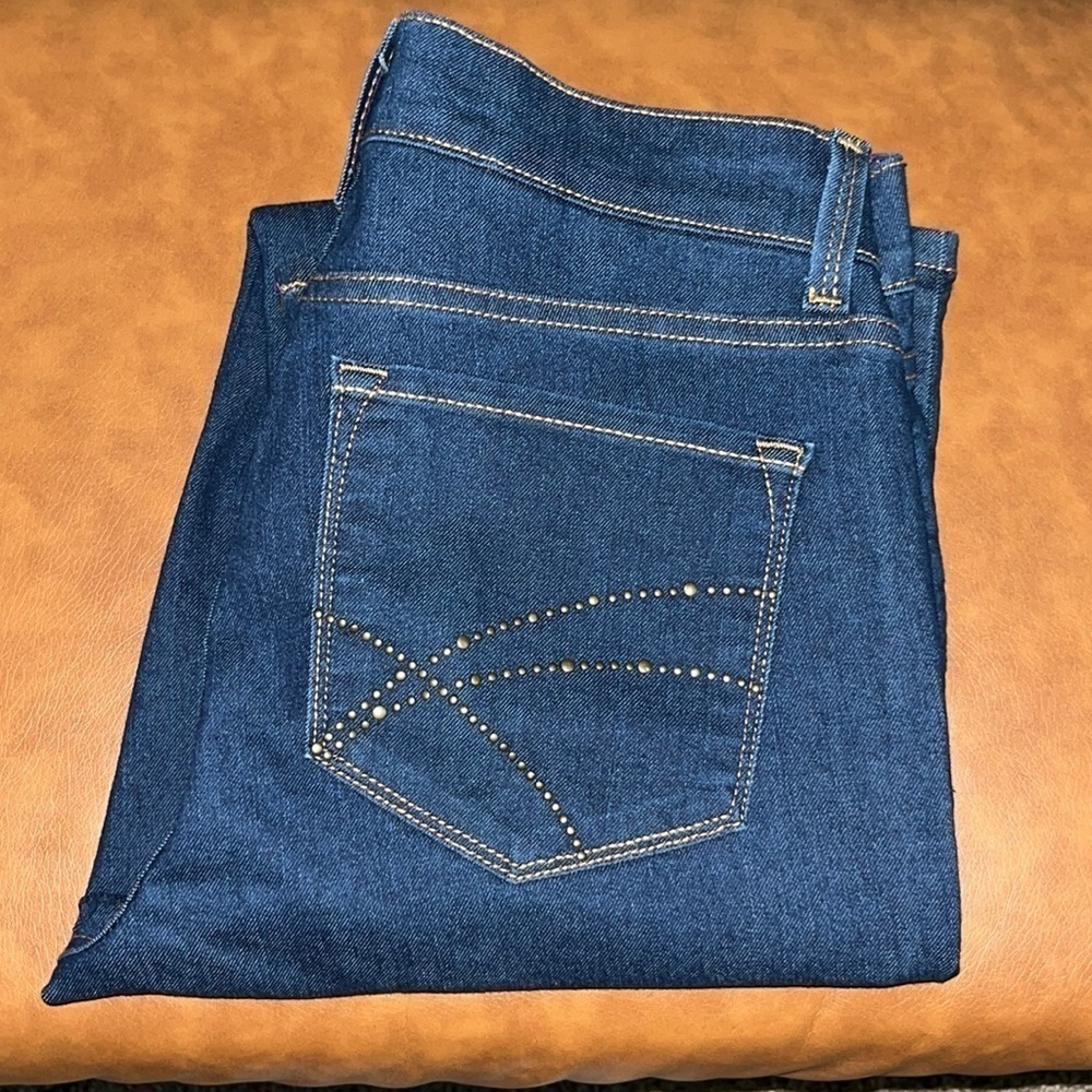 NYDJ Bootcut Flare Mid Rise Size 4 - Picture 3 of 16